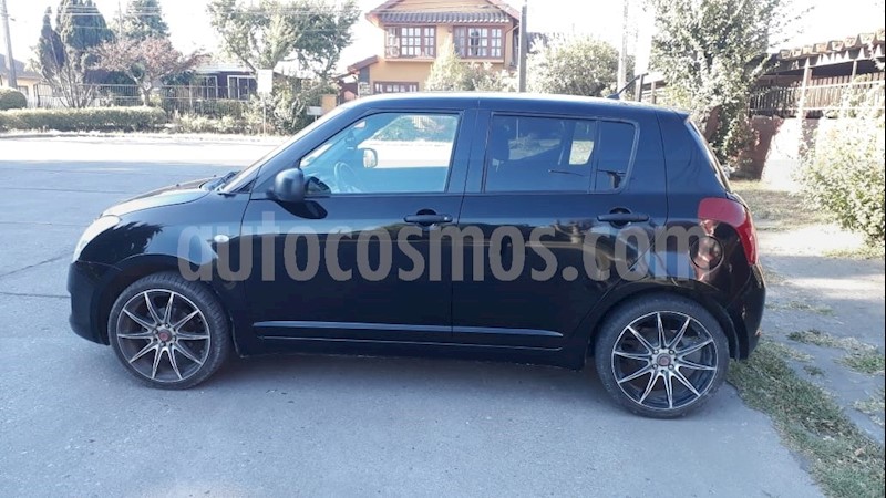 foto Suzuki Swift 1.3 GL usado