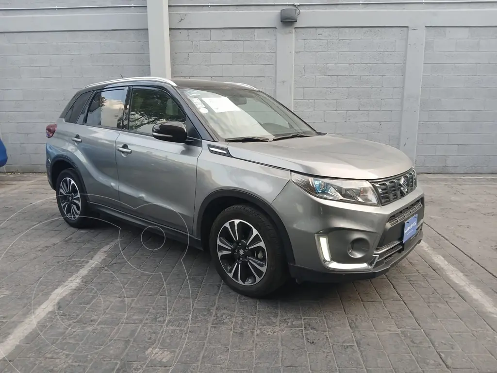 foto Suzuki Vitara GLX Aut usado (2021) color Gris Oscuro precio $290,000
