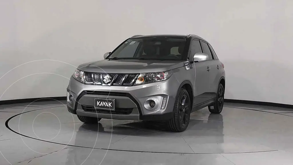 Suzuki Vitara GLS usado (2018) color Negro precio $339,999