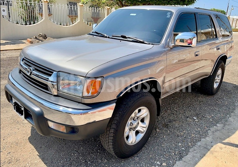 foto Toyota 4Runner 4x2 usado