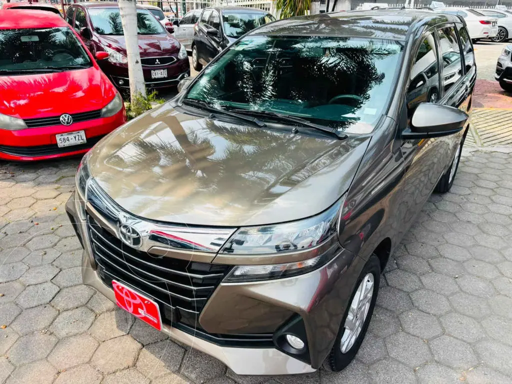Toyota avanza xle (2021)