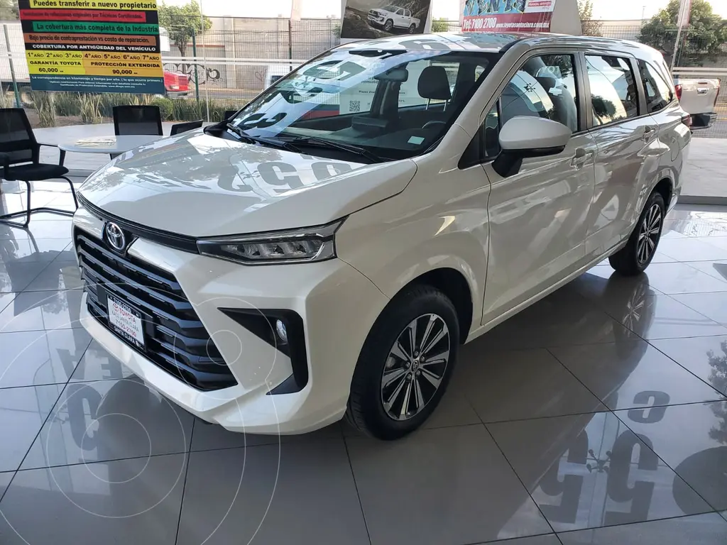 foto Toyota Avanza XLE Aut nuevo color Blanco precio $387,900