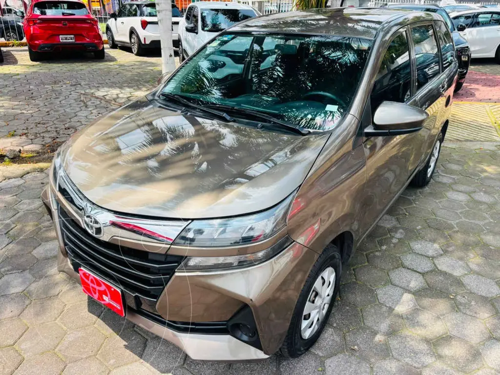 Toyota Avanza LE 2021