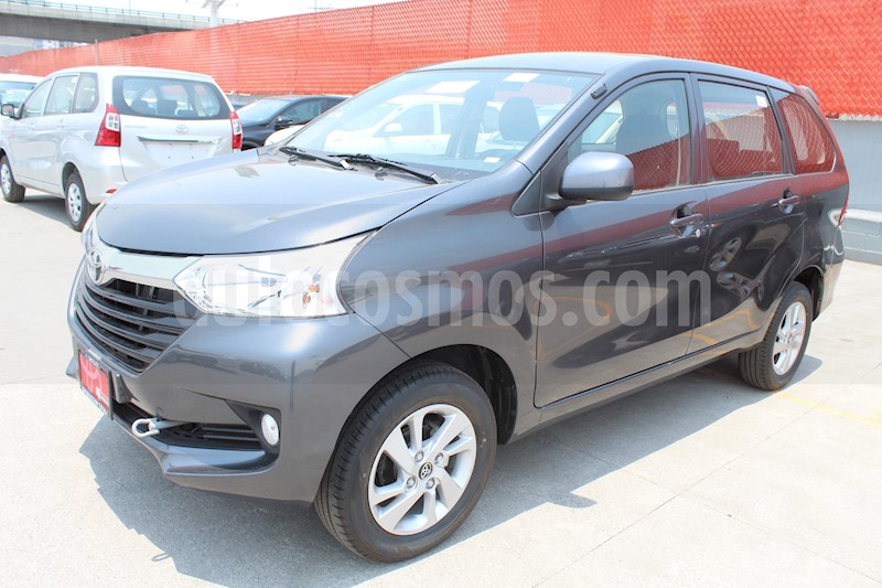 foto Toyota Avanza XLE Aut usado