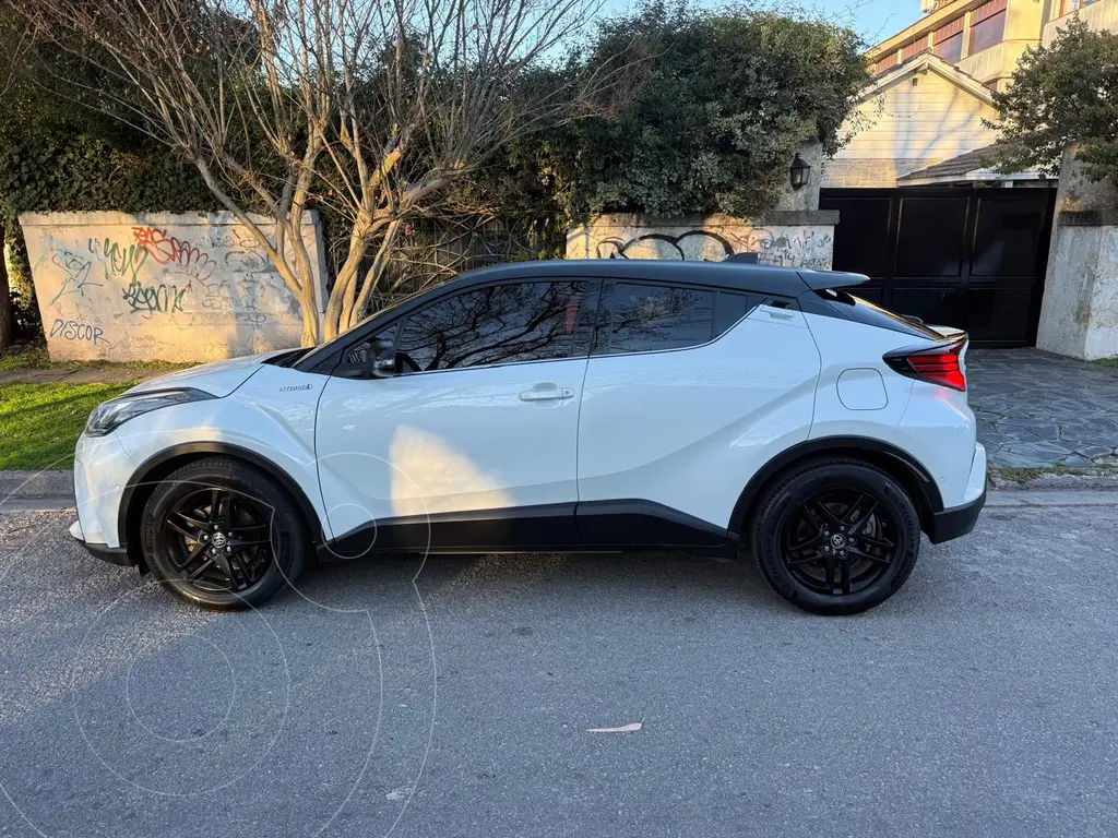 Toyota C-Hr Híbrida 1.8 Ecvt (1798 Cc) 2020 - foto 3
