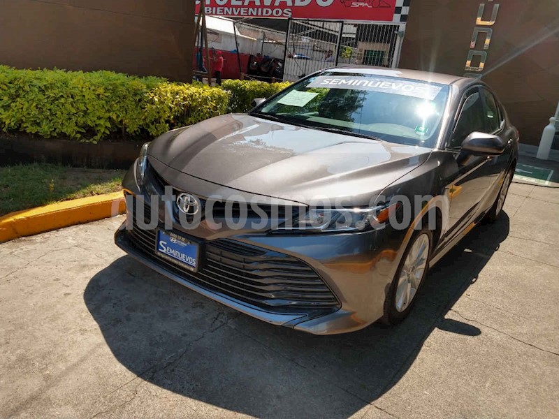 foto Toyota Camry LE 2.5L usado