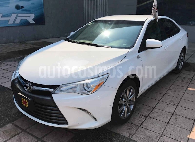 foto Toyota Camry LE 2.5L usado