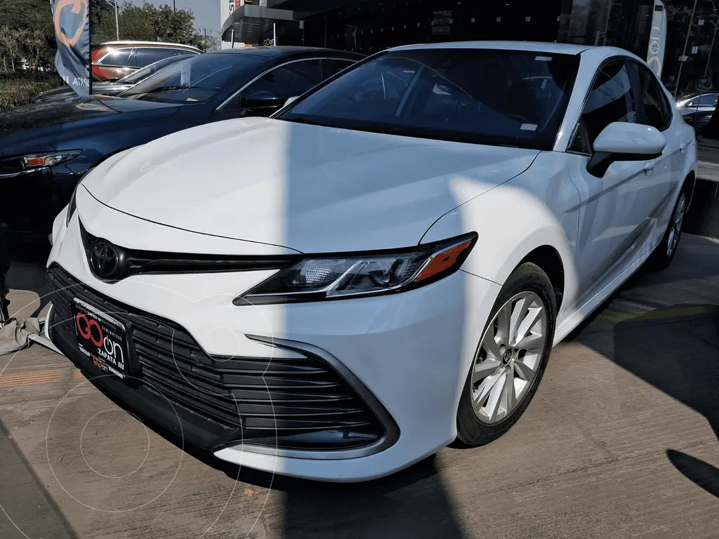 foto Toyota Camry null usado (2022) color TOYWHITESUPER WHITE precio $379,000