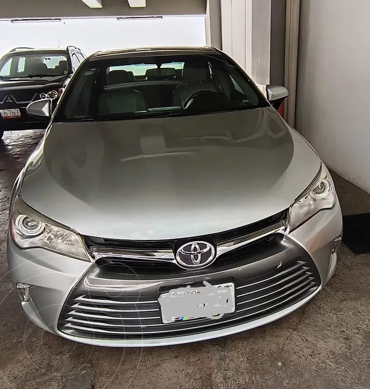 Toyota Camry XLE 2.5L 2017