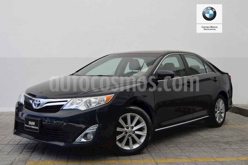 foto Toyota Camry XLE 2.5L usado