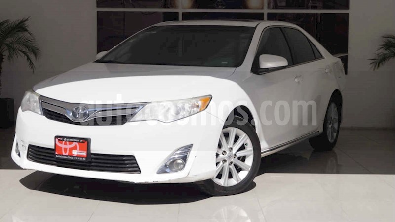 foto Toyota Camry XLE 3.5L V6 usado
