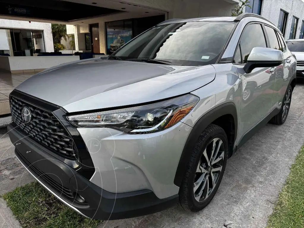 Toyota corolla-cross-hev le (2024)