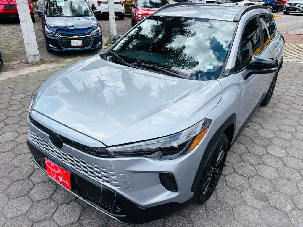 Toyota Corolla Cross HEV SE 2026