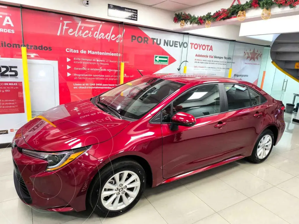 foto Toyota Corolla HEV LE usado (2025) color Rojo precio $399,900