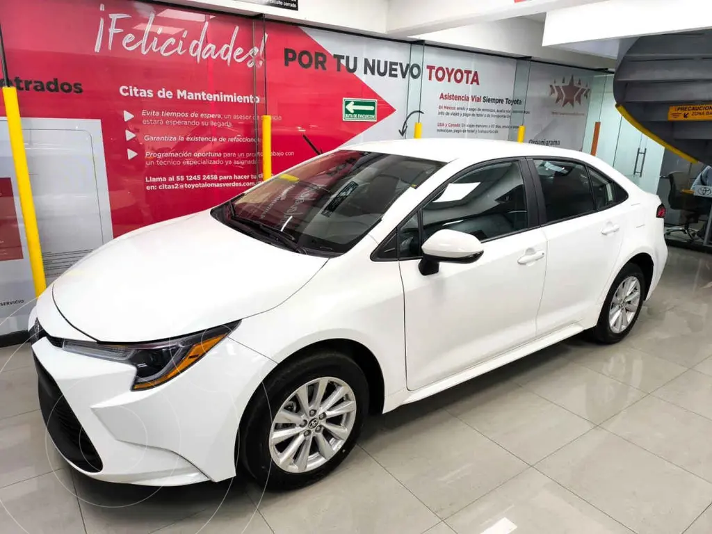 foto Toyota Corolla HEV LE usado (2025) color Blanco precio $415,100