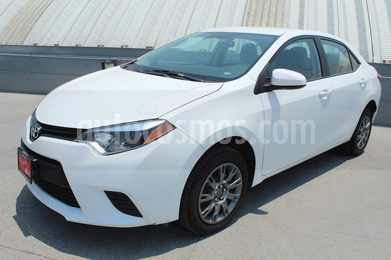 foto Toyota Corolla Base Aut usado