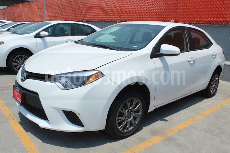 foto Toyota Corolla Base Aut usado