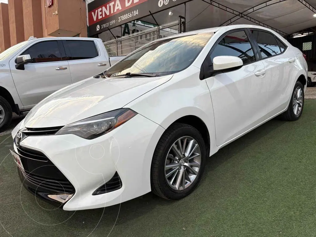 foto Toyota Corolla Base Aut usado (2019) color Blanco precio $259,999
