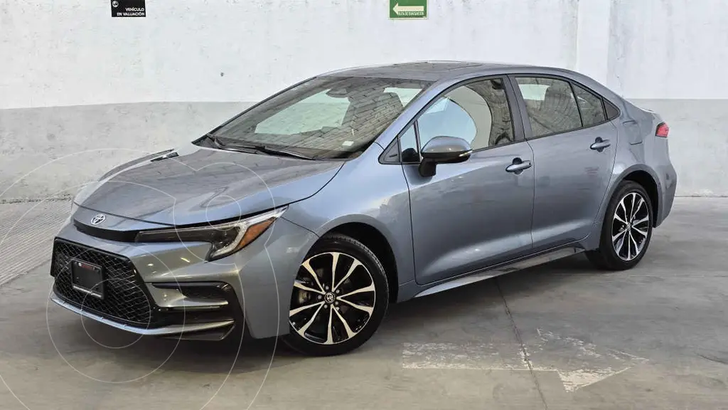 foto Toyota Corolla SE Aut usado (2024) color Blanco precio $484,000