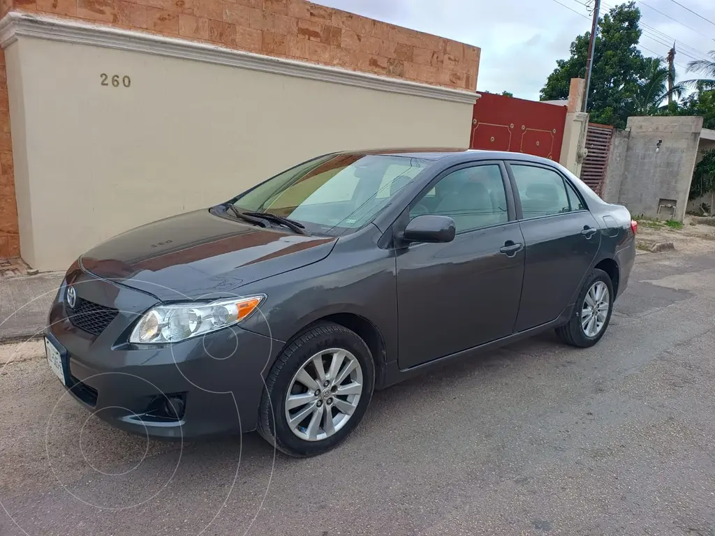 foto Toyota Corolla CE 1.8L Aut usado (2010) color Azul Metalizado precio $131,000