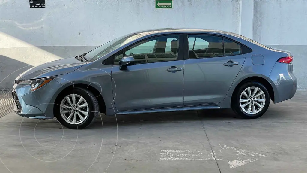 foto Toyota Corolla LE Aut usado (2024) color Blanco precio $419,000