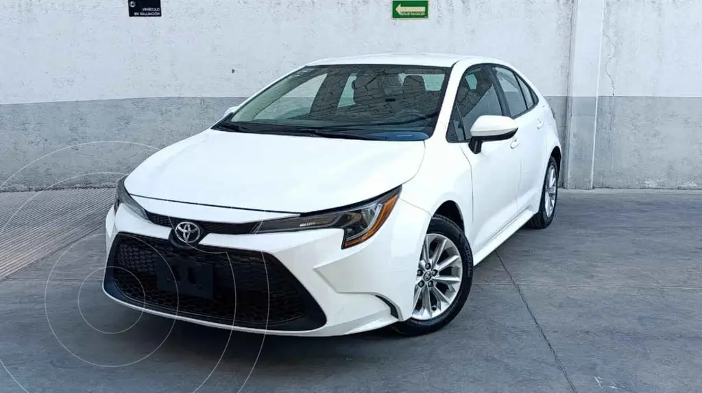 Toyota Corolla LE Aut usado (2022) color Blanco precio $335,000