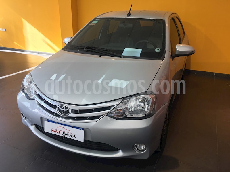 foto Toyota Etios Hatchback Platinum Aut 2016/17 usado