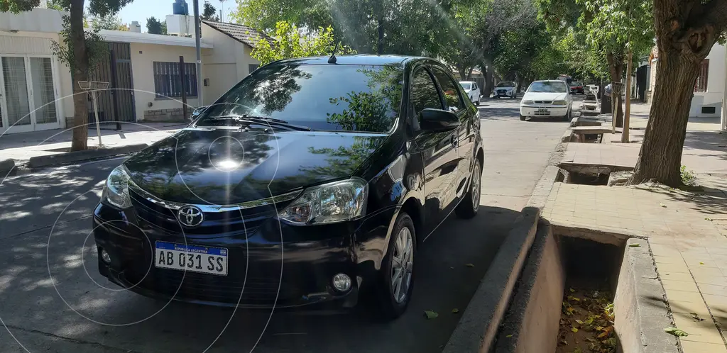 Toyota Etios Sedán Xls 2016/17 (1496 Cc) 2017 - foto 4