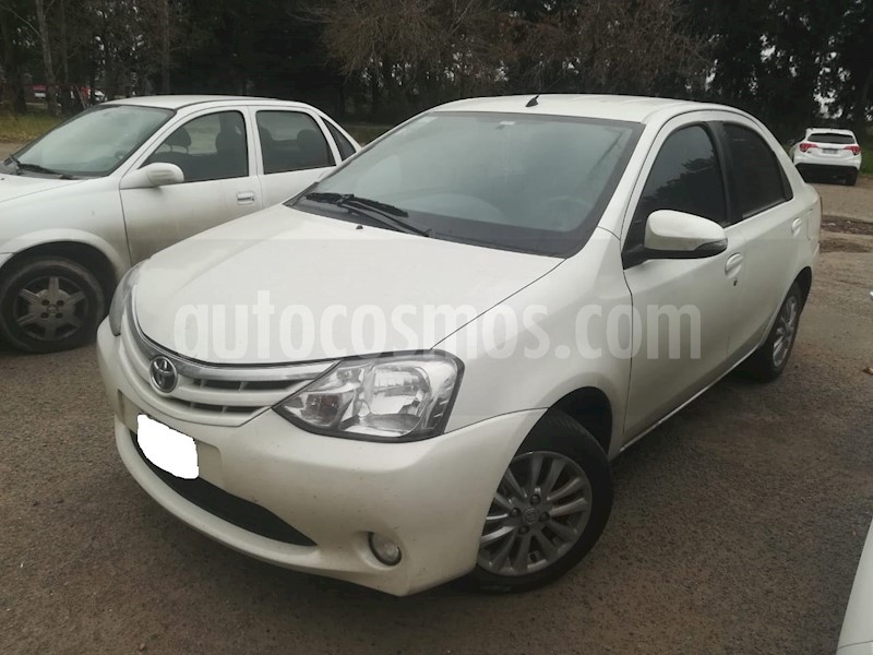 foto Toyota Etios Sedan XLS 2015/2016 usado
