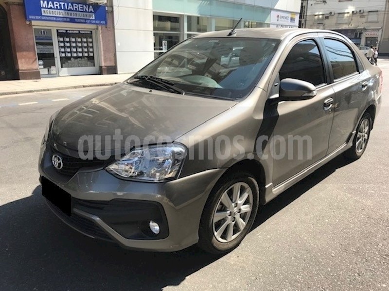 foto Toyota Etios Sedan XLS Aut 2016/17 usado