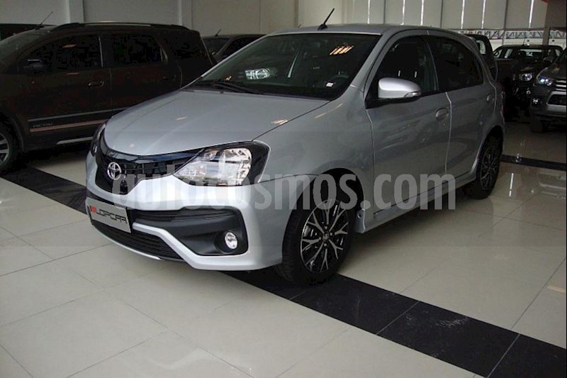 foto Toyota Etios Sedan XLS usado
