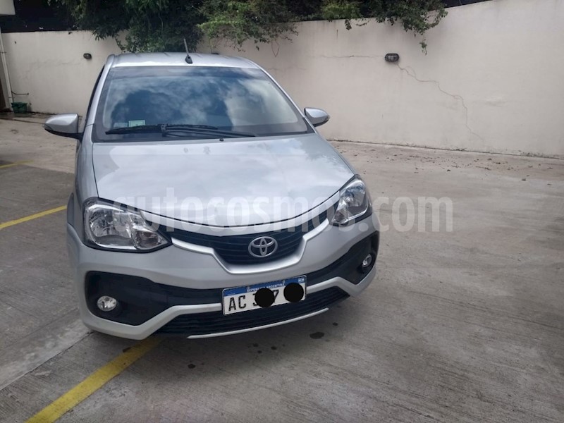 foto Toyota Etios Sedan XLS usado