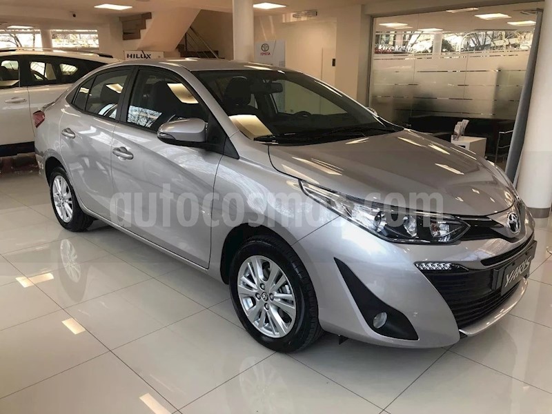 foto Toyota Etios Sedan XS nuevo