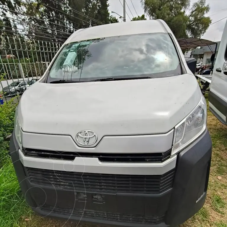 foto Toyota Hiace Panel Superlarga usado (2023) color Blanco precio $549,000
