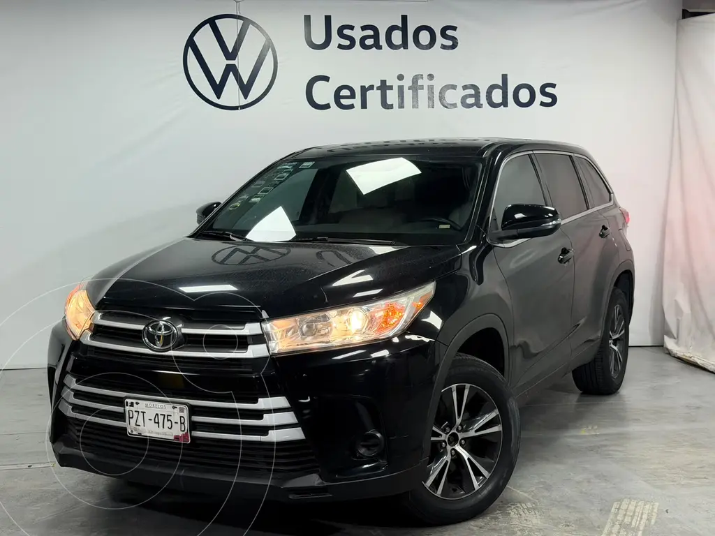 Toyota Highlander LE 2019
