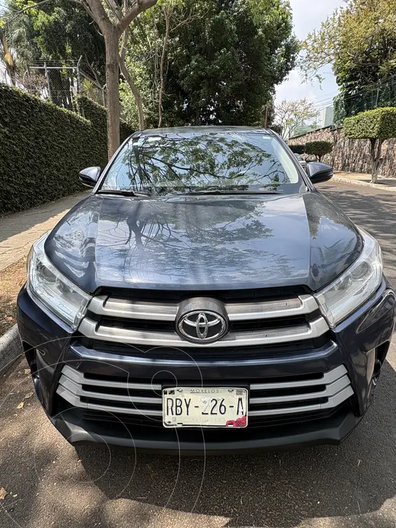 Toyota Highlander LE 2018