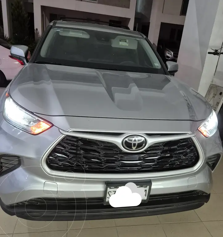 Toyota Highlander LE 2022