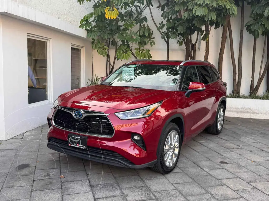 foto Toyota Highlander Limited BR usado (2024) color Rojo precio $920,000