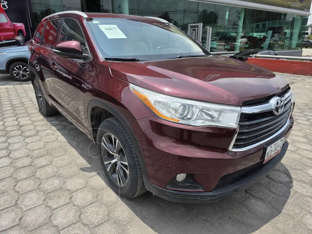 Toyota Highlander XLE 2016