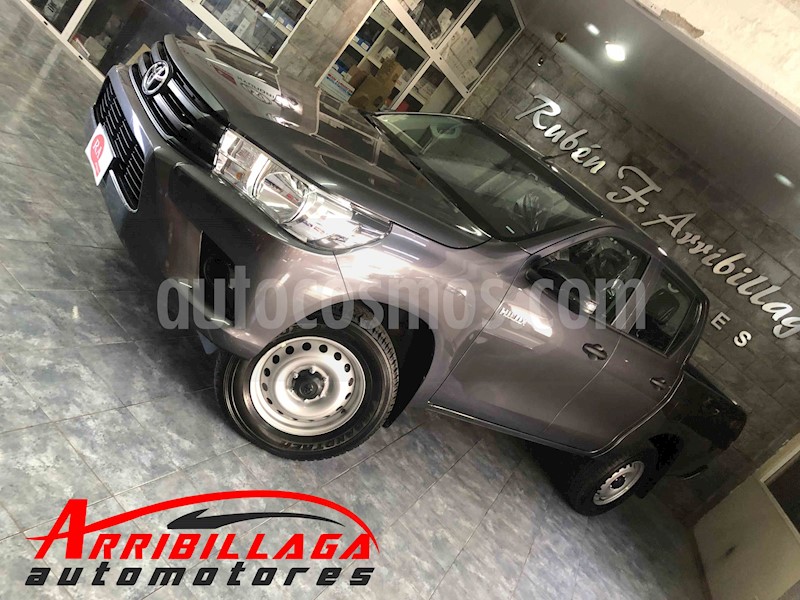 foto Toyota Hilux 2.4 4x4 DX TDi DC usado