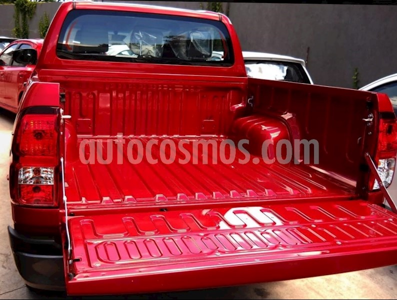 foto Toyota Hilux 2.4 4x4 DX TDi DC usado