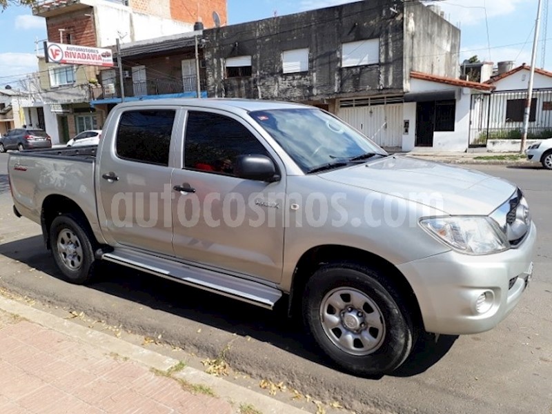 foto Toyota Hilux 2.5 4x2 DX DC usado