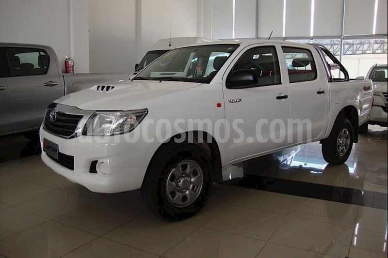 foto Toyota Hilux 2.5 4x4 DX SC usado