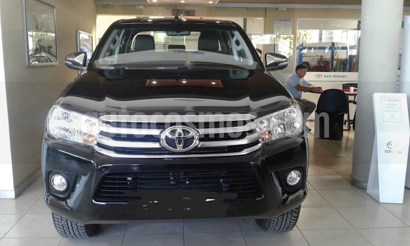foto Toyota Hilux 2.8 4x2 SRV Pack TDi DC usado