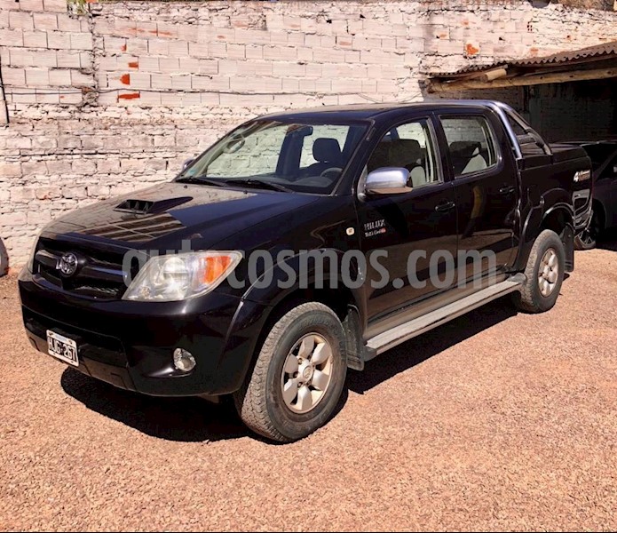 foto Toyota Hilux 3.0 4x2 DX DC AA usado