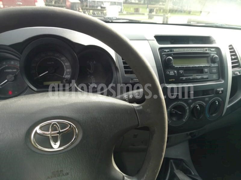foto Toyota Hilux 3.0 4x2 SRV TDi DC usado