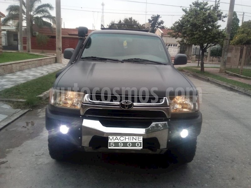 foto Toyota Hilux 3.0 4x2 STD SC usado