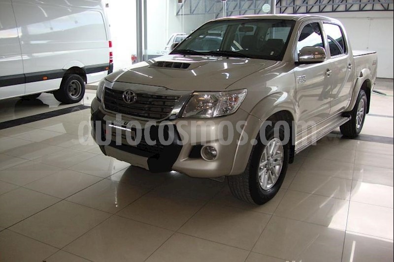 foto Toyota Hilux 3.0 4x2 STD SC usado