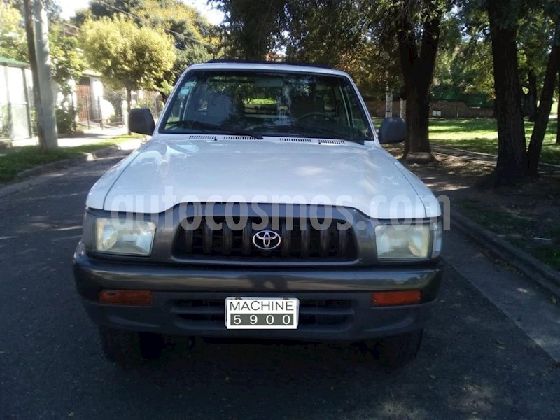 foto Toyota Hilux 3.0 4x4 SR DC usado