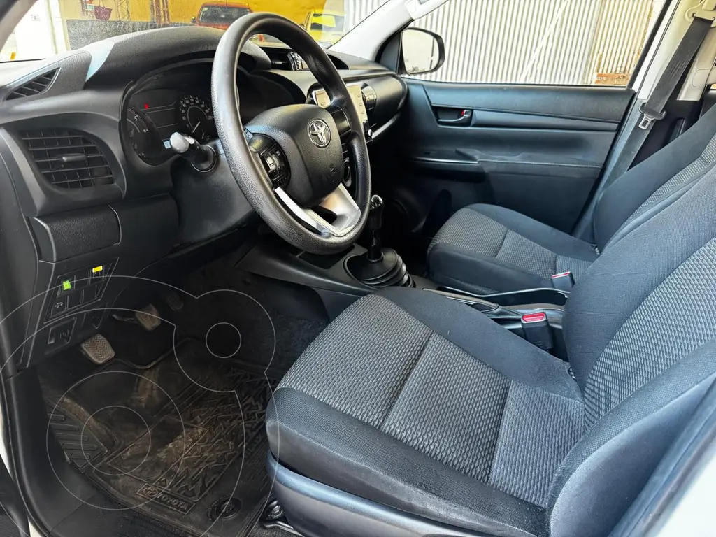 Toyota Hilux 4X4 Cabina Doble Dx 2.4 Tdi (2393 Cc) 2023 - foto 4